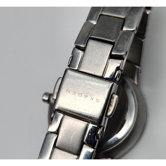 Skagen Womens 430SSXD Quartz Watch Silver Bracelet Band Silver Dial Crystals 6'' - Picture 8 of 11
